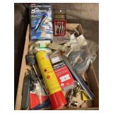 Razor blades and assorted tool lot