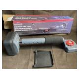 Adjustable knee kicker