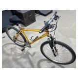 Mongoose DX 5.3 Bike