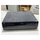 JVC XL-F154 CD Automatic Changer (powers on)