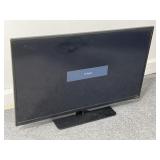 32' Vizio TV (powers on)