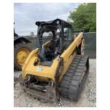 2017 Cat 299D2 Loader (runs)(cab damage)(right
