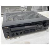 Teac AG-V1020 Stereo Receiver (powers on)