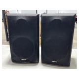 2 Aiwa Speakers (condition unknown)