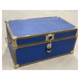Blue Trunk