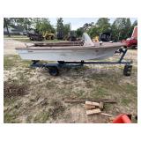 Dixie 15ï¿½ Boat w/ Trailer (needs repair)(no