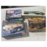 Model Kits / Hess Truck