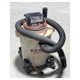 Rigid 8 Gal Wet Dry Vac (powers on)