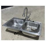Kitchen Sink w/ Faucet