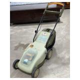 Neuton Battery Powered Push Mower (powers on)