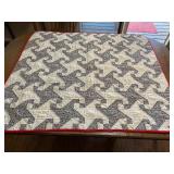Houndstooth Pinwheel Baby Quilt