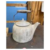 Old Wagner Ware Kettle #108 8 QTS