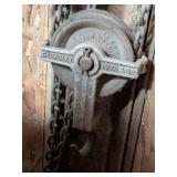 Old Pulley & Chain Block