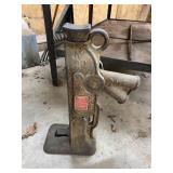 Vintage #22 Simplex 10 Ton Jack