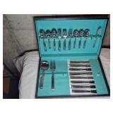 Stainless Flatware Set