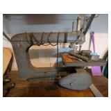 Delta Homecraft Scroll Saw -  D-7113