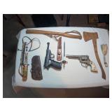 Cowboys & Indians Play Toy Weapons