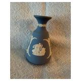 Wedgewood Vase 5"