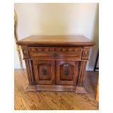 2 Nightstands