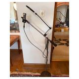 Professional Microphone & Stand Audio Technica