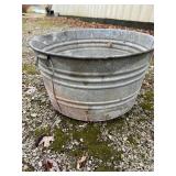Vintage Galvanized Tub 20ï¿½ across