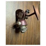Vintage Shakespeare 2052 Spinning fishing reel