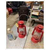 2 Dietz oil lamps, 2 Hemingway insulators