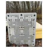 Plastic pallet