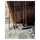 Picks, shovel, snow shovel, broom, Maddox, etc