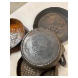 Griswold Erie 9ï¿½ cast iron skillet, 3 others