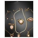 Vintage porcelain rose 1928 necklaces & box