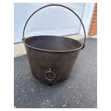 Favorite number eight Piqua cast-iron bean pot