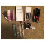 Vintage mens citation brush & shoehorn,watch, etc.