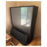 Large flat screen/box.tv