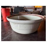 Pottery bowl, aluminum bowl, glass, coasters etc