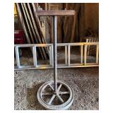 Vintage Metal stand