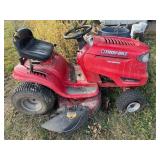 Troy Bilt 42ï¿½ deck Riding Lawnmower