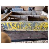 Vintage Masonï¿½s Rootbeer Wooden box