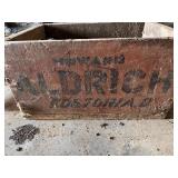 Vintage Wooden Box Aldrich Fostoria, Ohio