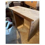 Rolling Crestwood, sewing stand on wheel wheels