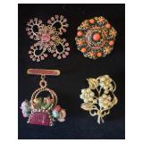 Vintage Coro pink rhinestone,, floral, bro