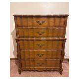 Vintage Wooden five drawer dresser
