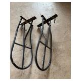 2  wall mount saddle racks
