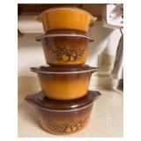 Vintage Pyrex old Orchard casserole set