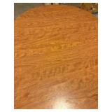 Table with 2 removable leaves 65ï¿½ x 42ï¿½