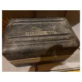 US  Property Storage Box & 2 wooden boxes