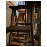 Vintage 6ï¿½ Wooden Ladder