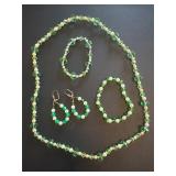 Vintage Green and faux pearl jewelry set