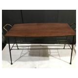 MID-CENTURY WOOD TOP END TABLE WITH  WIRE FRAME