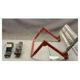 (2) Hitches & Pick-up Ladder